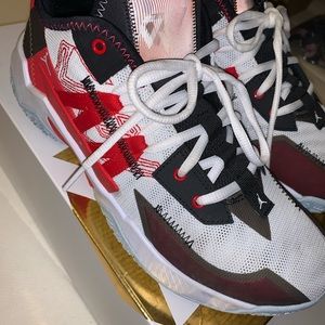 ❌SOLD❌Jordan Men's One Take II (Size 9)